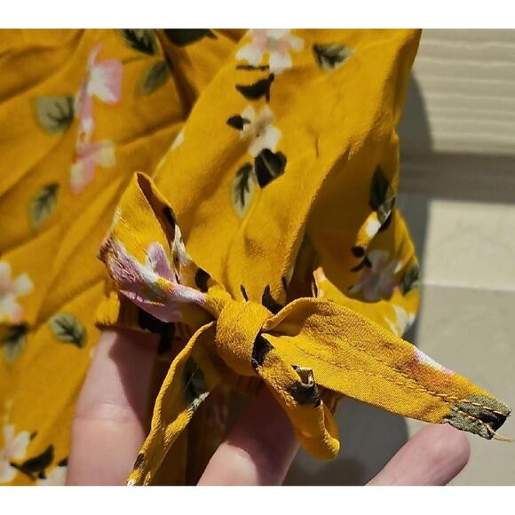 Floral Yellow Kids Top - Picture 3 of 6